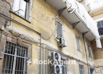 Facciata - Appartamento vico San Maria Ad Agnone, 18, Napoli - foto 5