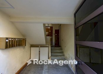 Interno palazzo - Three-room apartment via Antonio Masciari, 7, Catanzaro - photo 26