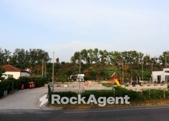 Zona - Commercial Activity strada Nazionale Adriatica Sud, 108, Fano - photo 15