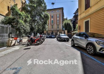 Zona - Bilocale via Loderingo degli Andalò, 3/2, Bologna (zona Centro Storico) - foto 9