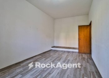 Camera da letto - Bilocale via Loderingo degli Andalò, 3/2, Bologna (zona Centro Storico) - foto 27