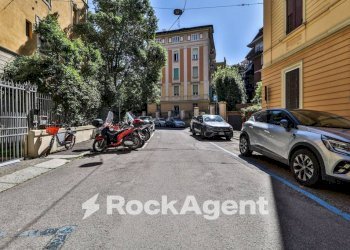 Zona - Bilocale via Loderingo degli Andalò, 3/2, Bologna (zona Centro Storico) - foto 9