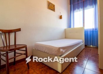 Camera da letto - Independent house via Cesare Battisti 20, Ploaghe - photo 19