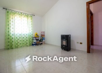Stanza non arredata - Independent house via Cesare Battisti 20, Ploaghe - photo 27