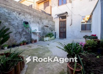 Cortile interno - Independent house via Cesare Battisti 20, Ploaghe - photo 29