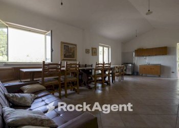Salone - Villa Località Zilleria, Gasperina - foto 2