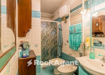 Bagno - Appartamento via Don Luigi Sturzo, Napoli (zona Arenella) - foto 17