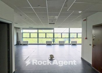 Interno non residenziale - Ufficio via Ippolito Nievo, 25, Torino (zona Vanchiglia) - foto 10
