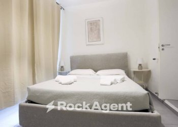 Camera da letto - Quadrilocale vico San Maria Ad Agnone, 18, Napoli - foto 12