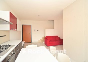 Cucina - Bilocale via del Crocifisso, 115, Latina - foto 2