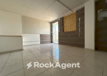 Cucina - Bilocale via del Crocifisso, 115, Latina - foto 27