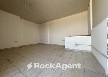 Stanza non arredata - Bilocale via del Crocifisso, 115, Latina - foto 29