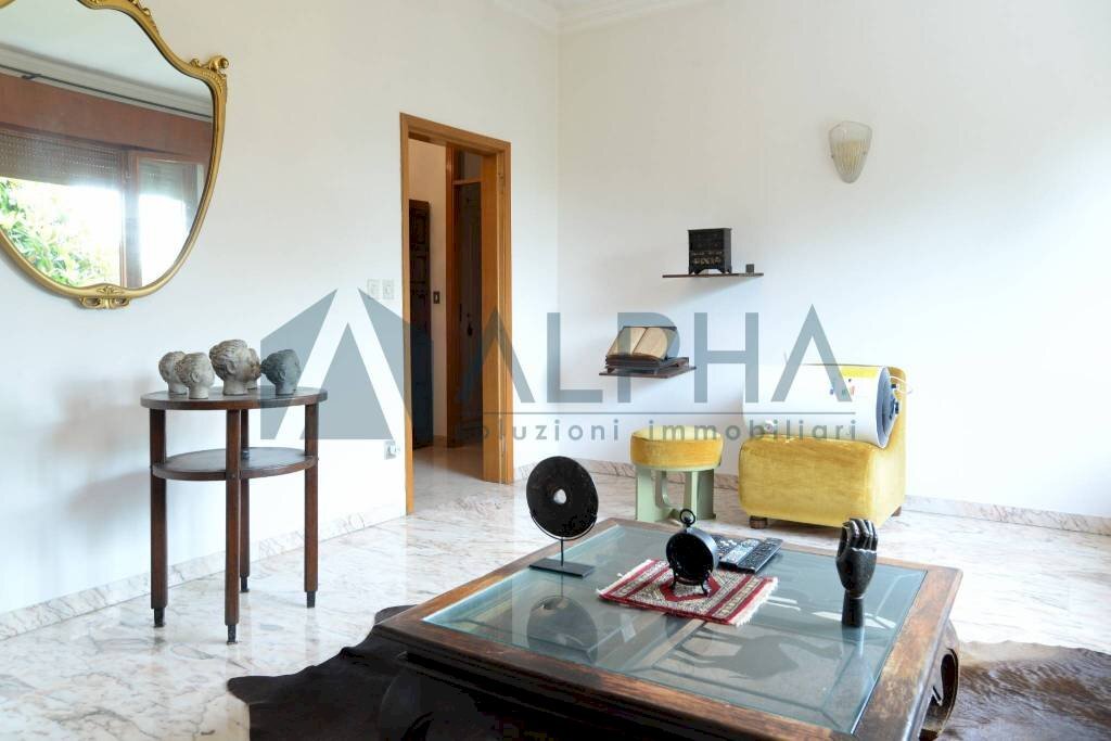Salone - Villa via Pastrengo, Cesena - foto 2