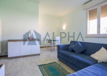 Salone - Three-room apartment via Quattordici, Cesena - photo 2