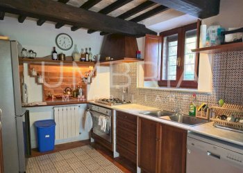 casale-umbria--kitchen02.jpg - Casale Via degli Ulivi 16, Baschi - photo 12