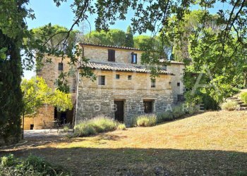 facade-east.jpg - Casale Via degli Ulivi 16, Baschi - photo 29