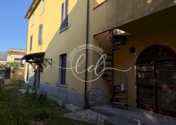 IMG_6690 2.JPG - Portion of a house Seravezza - photo 2