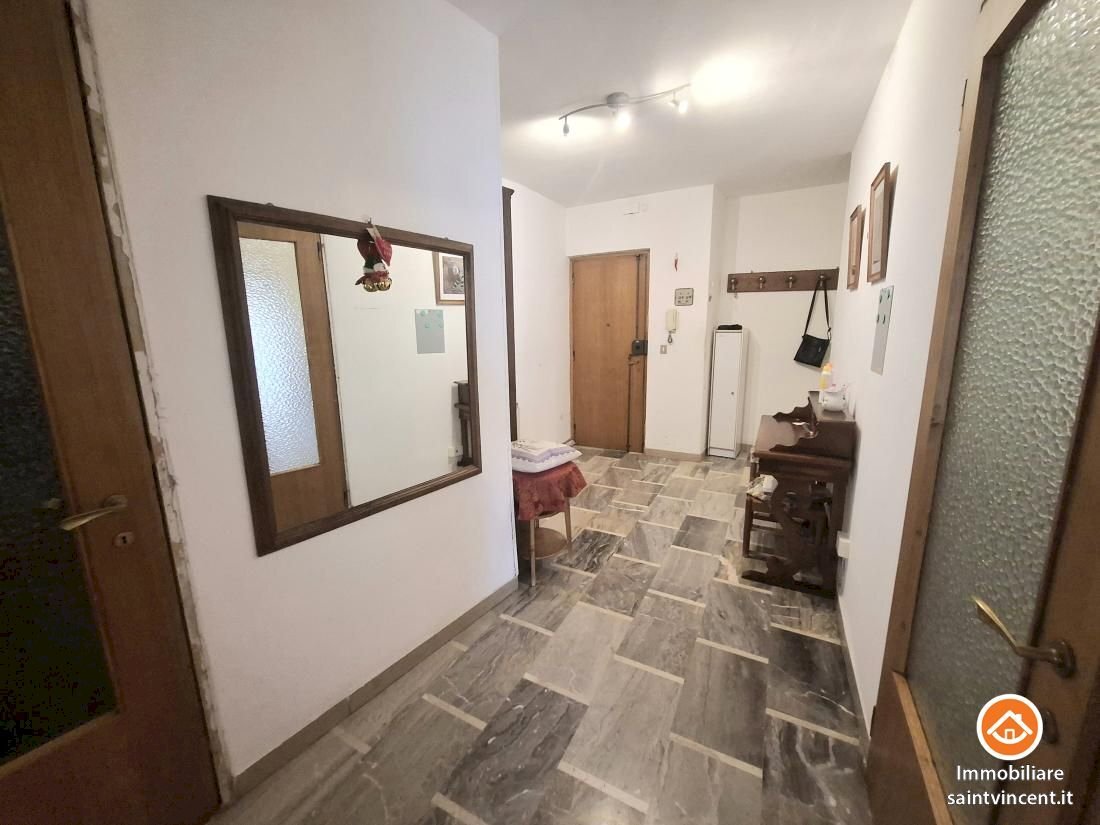 Apartment Viale IV Novembre n.26, Saint-Vincent - photo 3