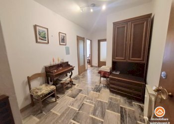 Apartment Viale IV Novembre n.26, Saint-Vincent - photo 2