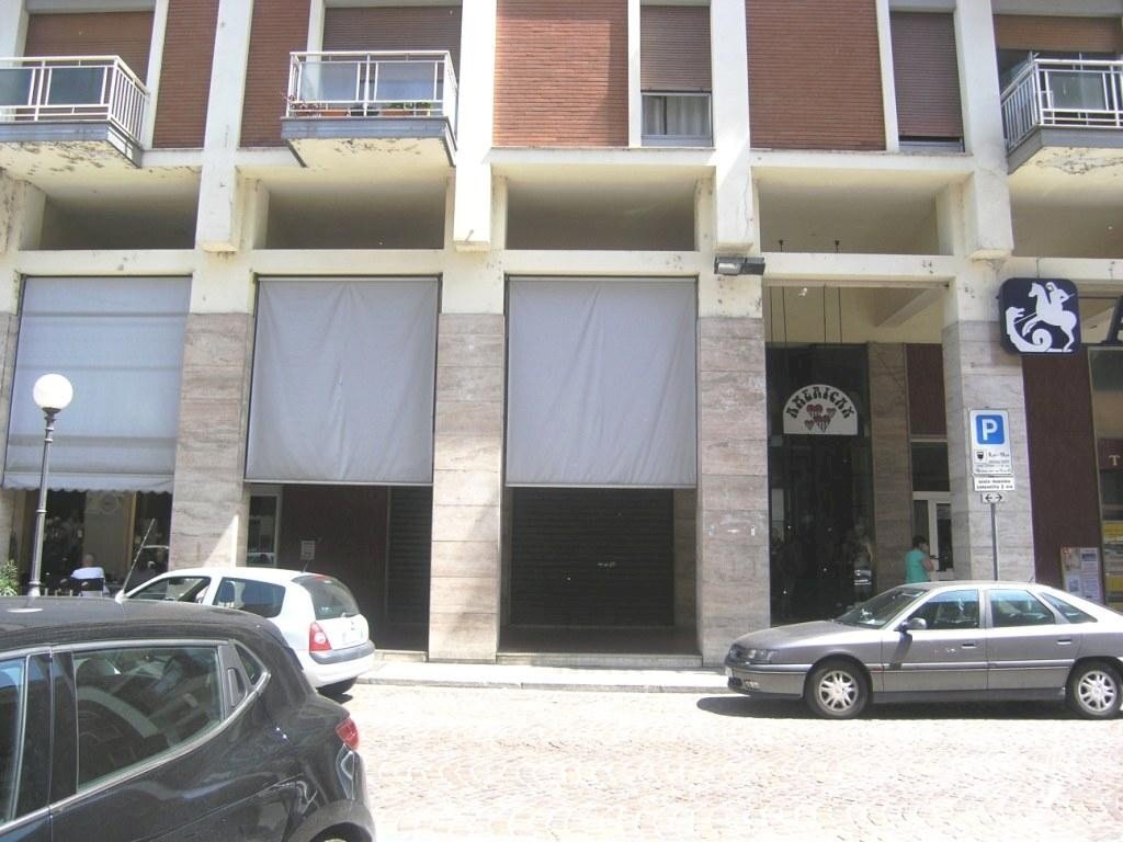 Negozio Asti - foto 1