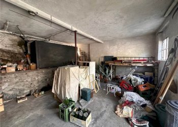 Portion of a house VIA XX APRILE 14, Asso - photo 15