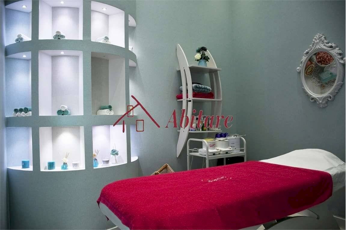 Shop Via diaz, 16, Alba - photo 3