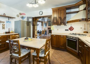 Three-room apartment Villanova, Modena, Modena (neighborhood Villanova) - photo 9