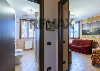 Three-room apartment Villanova, Modena, Modena (neighborhood Villanova) - photo 16