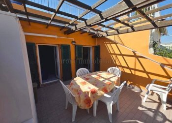 Two-room apartment Via Giuseppe Garibaldi, Borghetto Santo Spirito - photo 2