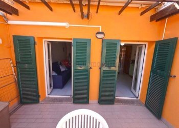 Two-room apartment Via Giuseppe Garibaldi, Borghetto Santo Spirito - photo 3