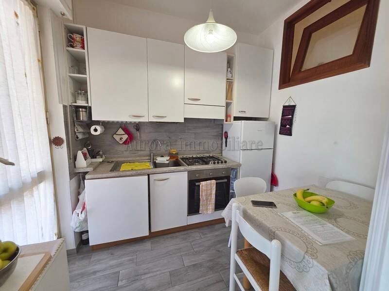 One-room apartment Via Benvenuto Cellini, Borghetto Santo Spirito - photo 3