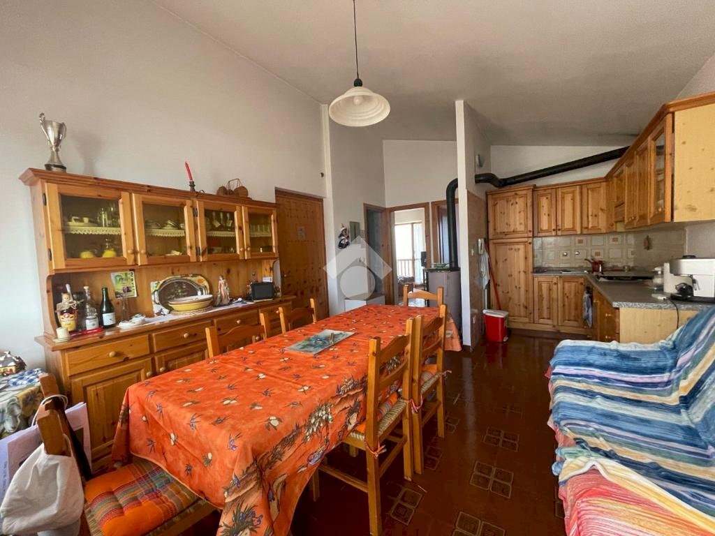Three-room apartment Via strada fontana sistina, Monastero di Lanzo - photo 3