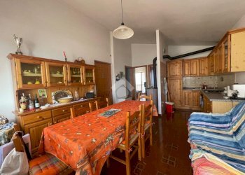 Three-room apartment Via strada fontana sistina, Monastero di Lanzo - photo 3