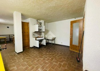 Two-room apartment Via fontana sistina, Monastero di Lanzo - photo 11