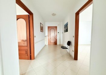 One-room apartment Via Umberto I, Lanzo Torinese - photo 9