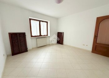 One-room apartment Via Umberto I, Lanzo Torinese - photo 10