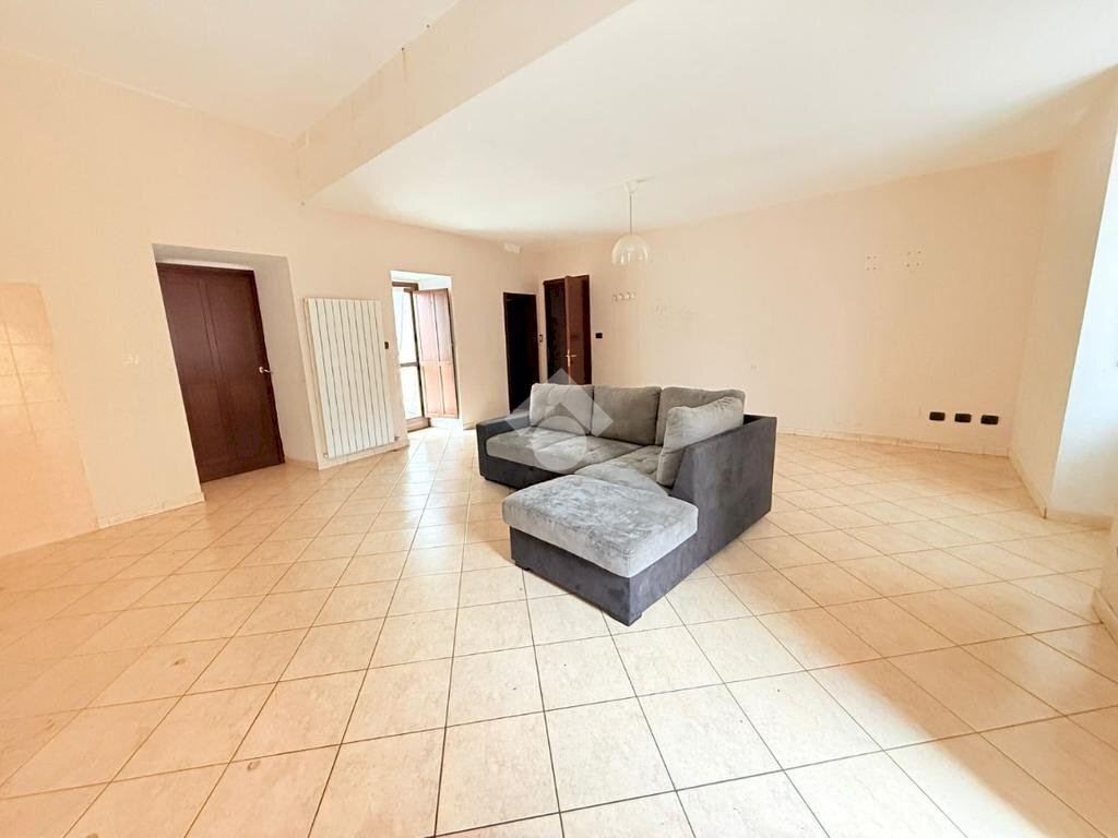 Four-room apartment Via tagna, Lanzo Torinese - photo 2