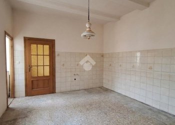 Quadrilocale Via dovis, Gassino Torinese - foto 6