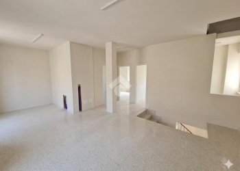 Quadrilocale Via Mazzini, Gassino Torinese - foto 3