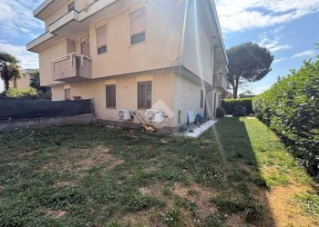 Three-room apartment Via Giovanni Boccaccio, Trecate - photo 4
