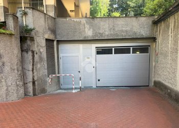 Parking space Box Auto via giovanni bertora, Genova (neighborhood Castelletto) - photo 2