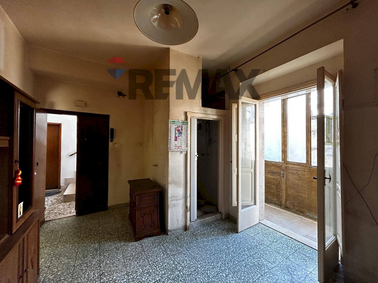 Stanza vuota - Two-room apartment Via sant'Eufemia
 
8, Vieste - photo 1