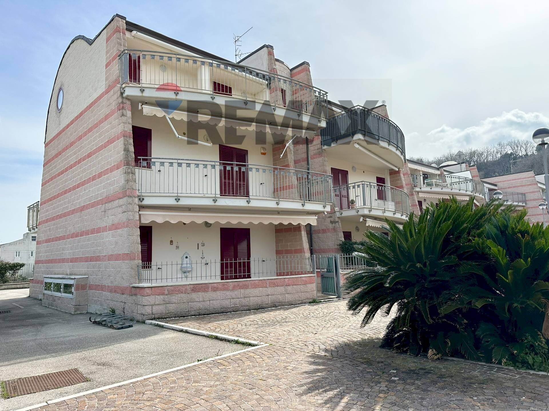 Edificio all\'aperto - Bilocale Via Giulio Cibotti
 
64, Casalbordino - foto 3