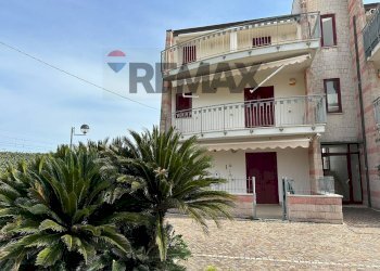 Casa all\'aperto - Bilocale Via Giulio Cibotti
 
64, Casalbordino - foto 1