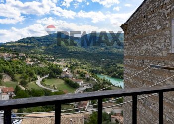 Vista delle montagne - Casa indipendente Via Stretta
 
26, Barrea - foto 43