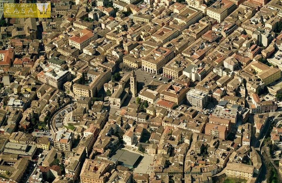 Foto 3 - Attività Commerciale Centro storico, Teramo - foto 3
