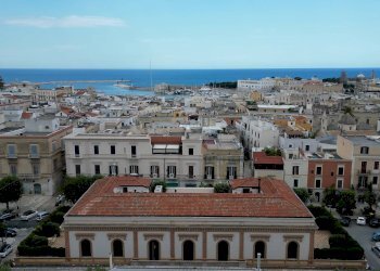 Foto 2 - Stable - Palace Corso Vittorio Emanuele
 
189, Trani - photo 2