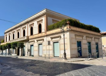 Foto 3 - Stable - Palace Corso Vittorio Emanuele
 
189, Trani - photo 3