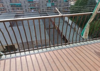 balcone - Appartamento corso Venezia, 67, Torino (zona Borgo Vittoria) - foto 4