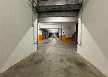 Quadrilocale Via Tortosa, Genova (zona Marassi) - foto 40
